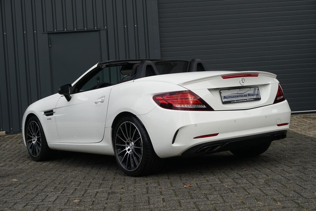 Mercedes-Benz SLC 43 AMG