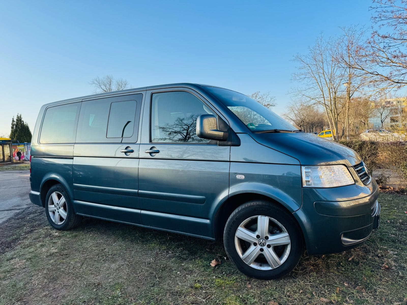 Volkswagen T5 Multivan 2.5, Klima, 7 Sitze, AHK, Sitzheizun