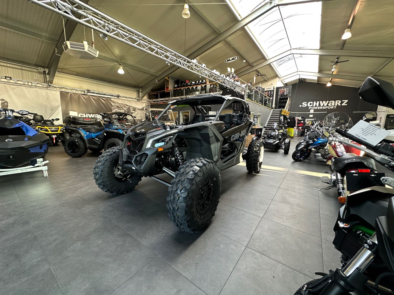Fahrzeugabbildung Can Am Maverick X3 XRS 2023 Turbo RR Smart Shox LOF