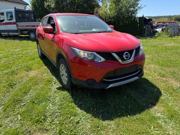 Nissan Qashqai - 1