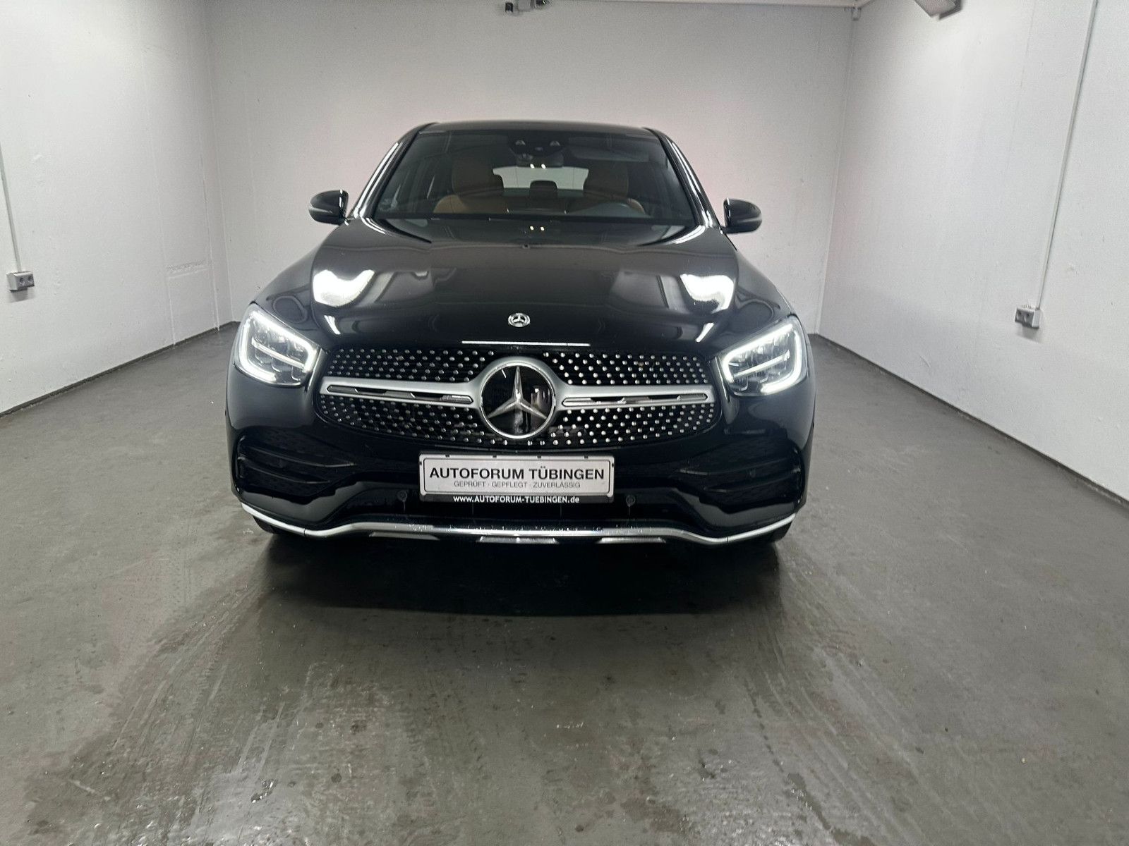 Fahrzeugabbildung Mercedes-Benz GLC 220 d 4MATIC Coupé *AMG-LINE*DISTRO*KAMERA*