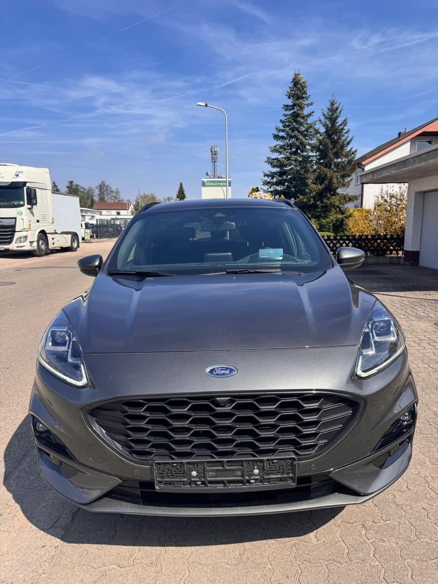 Ford Kuga ST-Line X 190ps Diesel 2022/01