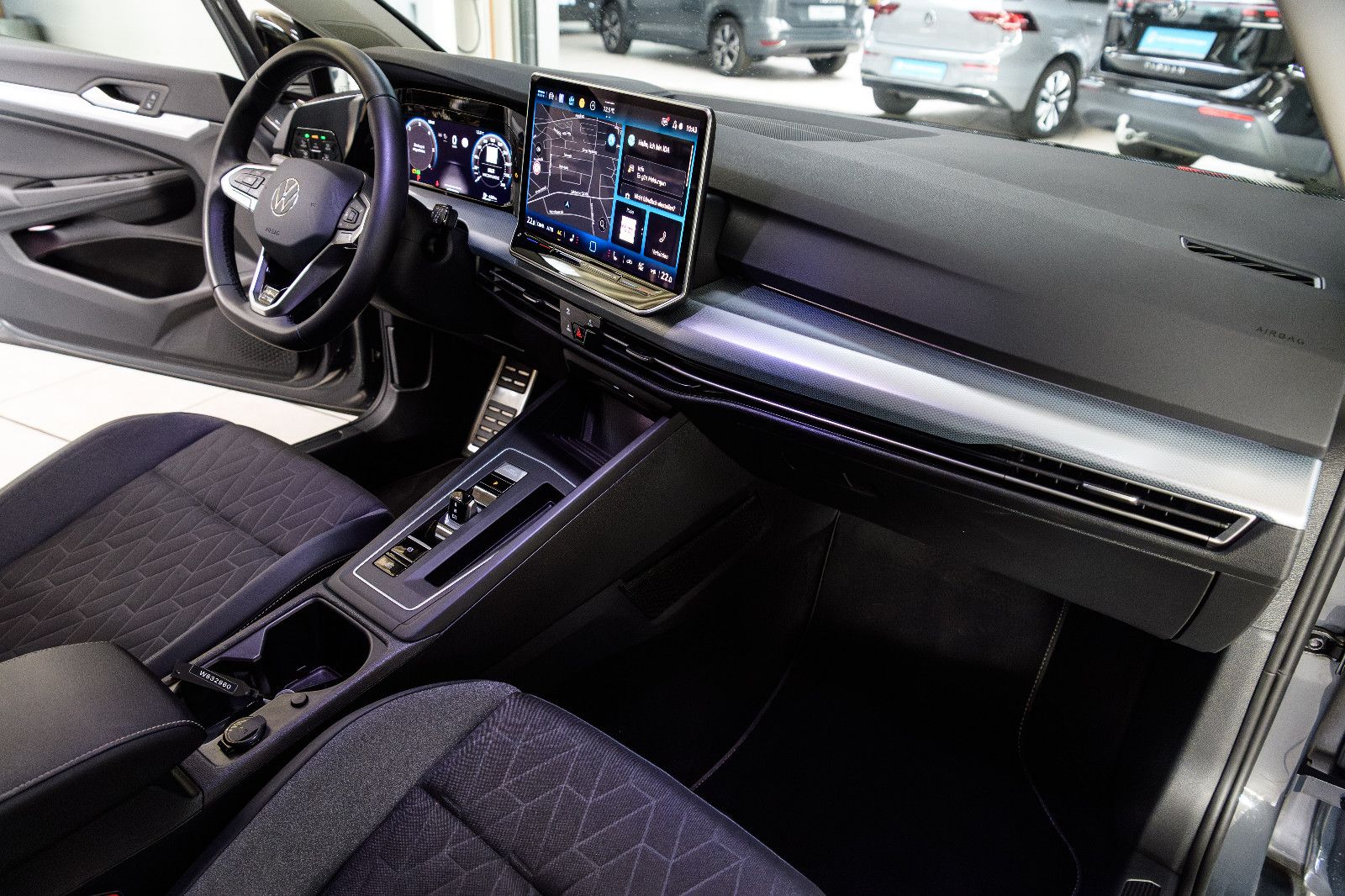 Fahrzeugabbildung Volkswagen Golf VIII Variant Goal 2.0 TDI IQ-LED+AHK+360°KA