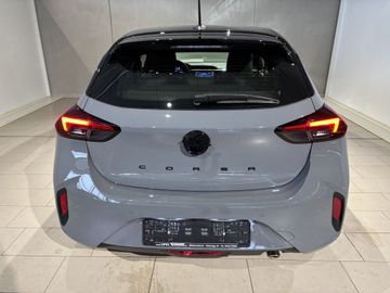 Fotografie 9 des Opel Corsa 1.2 Direct Injection Turbo GS