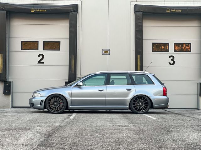 Audi RS4 2.7 quattro avus silver