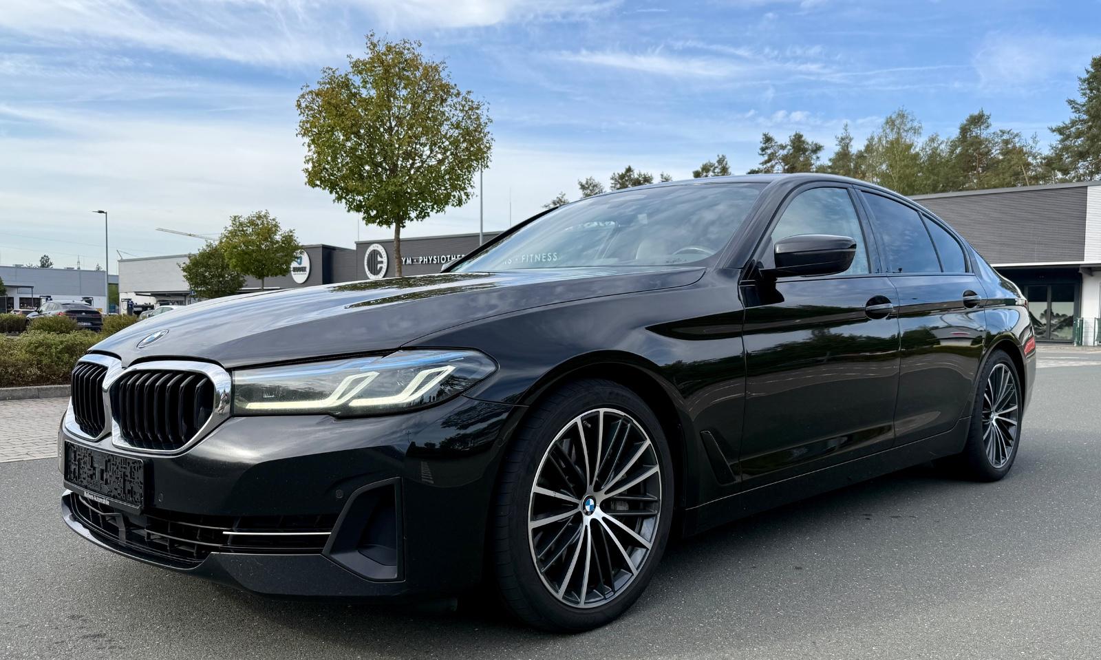 BMW 540iA xDrive Limo Laser Nappa Sitzbelüftung