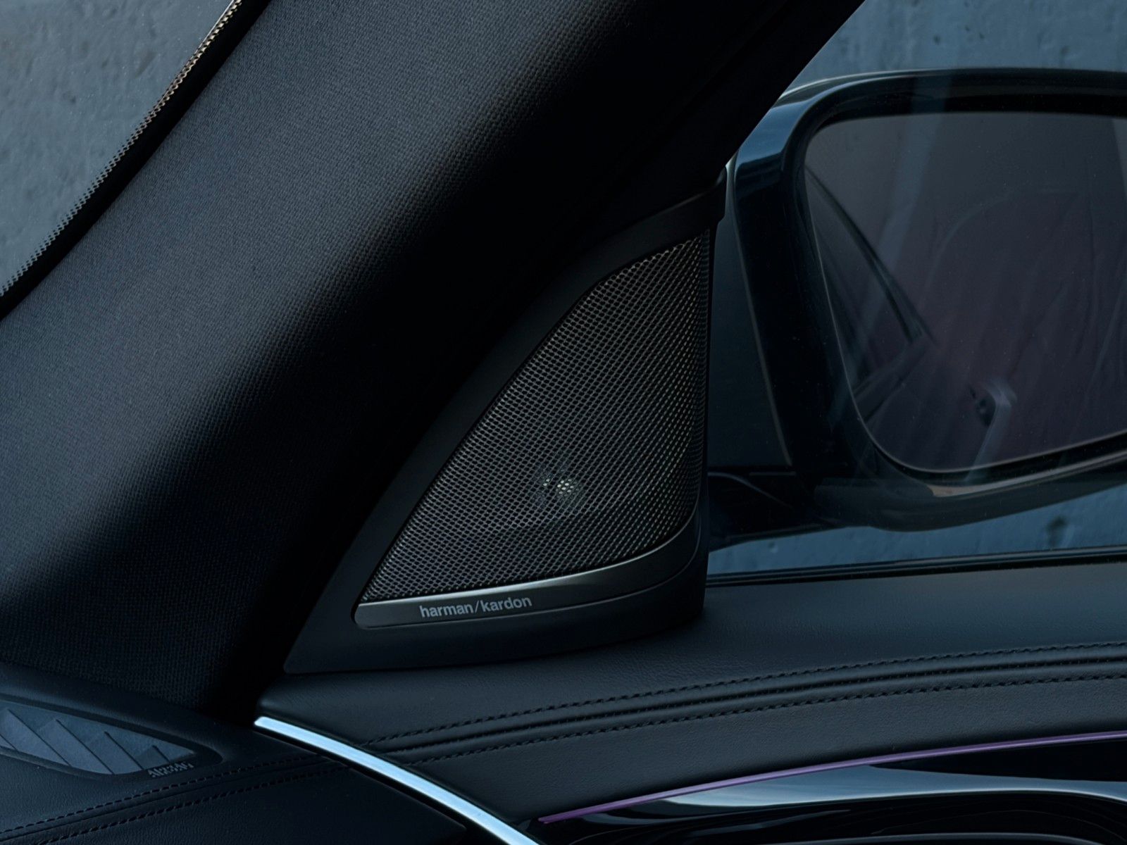 Fahrzeugabbildung BMW M550i xDr GSD Laser HuD 360° DAProf SBL H&K AHK