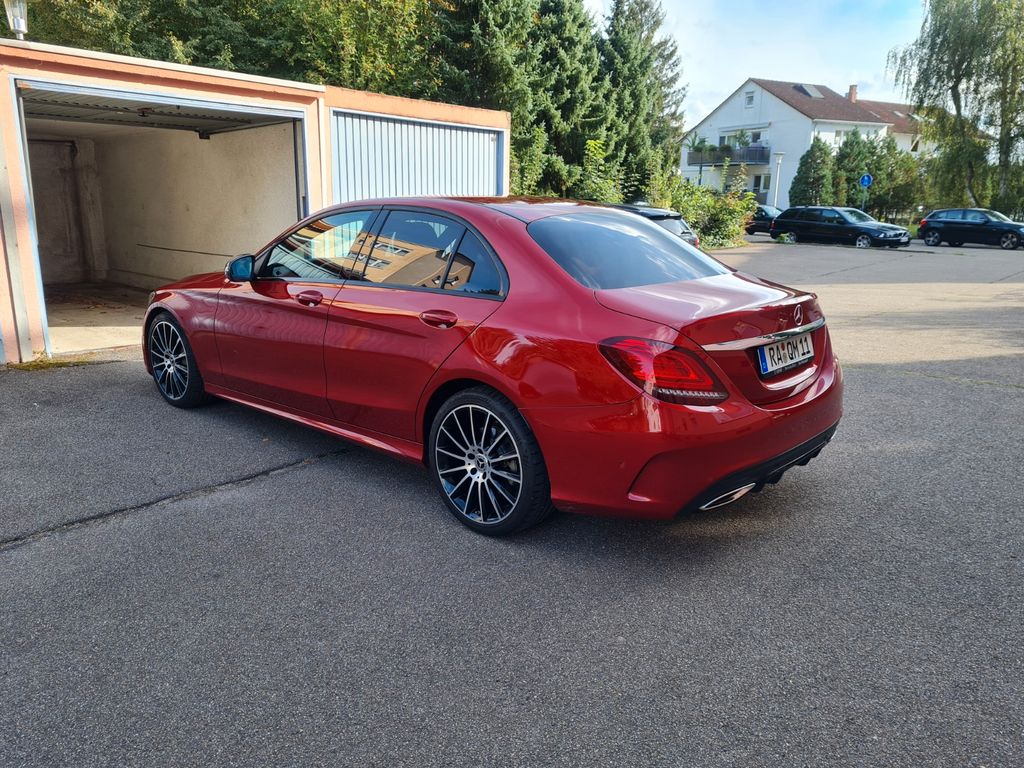 Image of Mercedes-Benz C 300