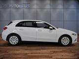Mercedes-Benz A 180 MBUX Advanced-Paket LED - Mercedes-Benz A-Class: Advanced