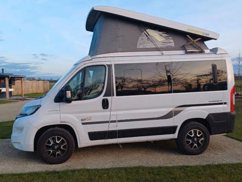 HYMER / ERIBA / HYMERCAR Sydney GT 60 /   5 Sitz/AHK/Lithium/Automatik