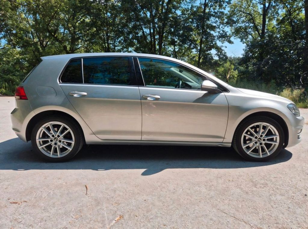 Image of Volkswagen Golf