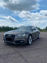 Audi A5 2.0 TDI 140kW Sportback  - Audi A5 in Halle