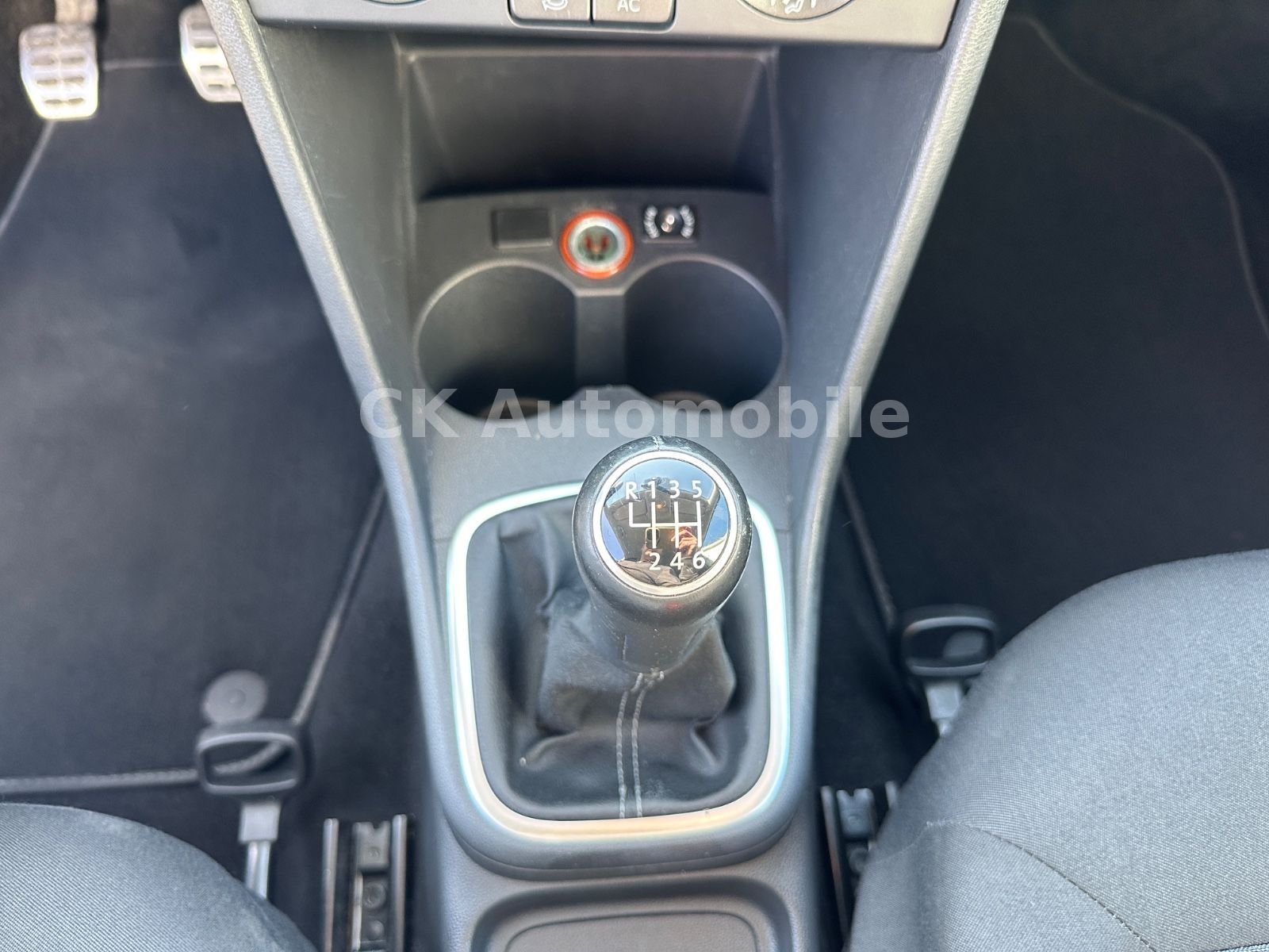 Fahrzeugabbildung Volkswagen Polo V Style 1.2 TSI/Klima/Bi-Xenon/Tempomat/PDC