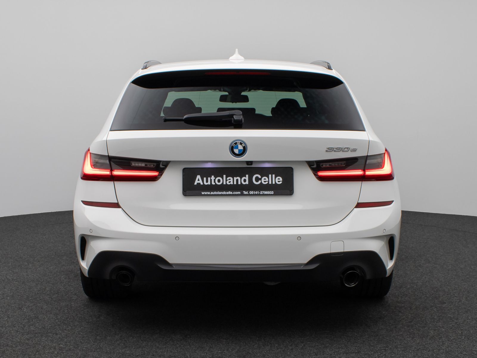 Fahrzeugabbildung BMW 330e M Sport Kamera Laser HUD HiFi AHK Stop&Go