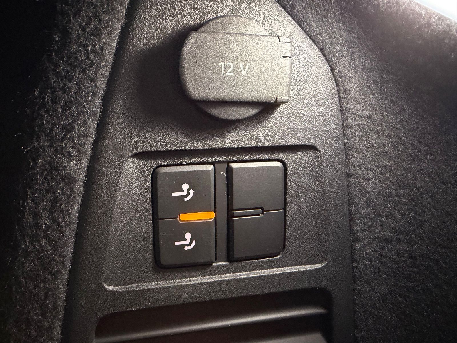 Fahrzeugabbildung Volkswagen Touareg 3.0 TDI 4Motion/KAMERA/ACC/AHK/LED