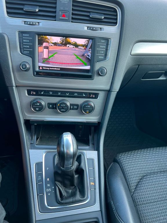 Image of Volkswagen Golf