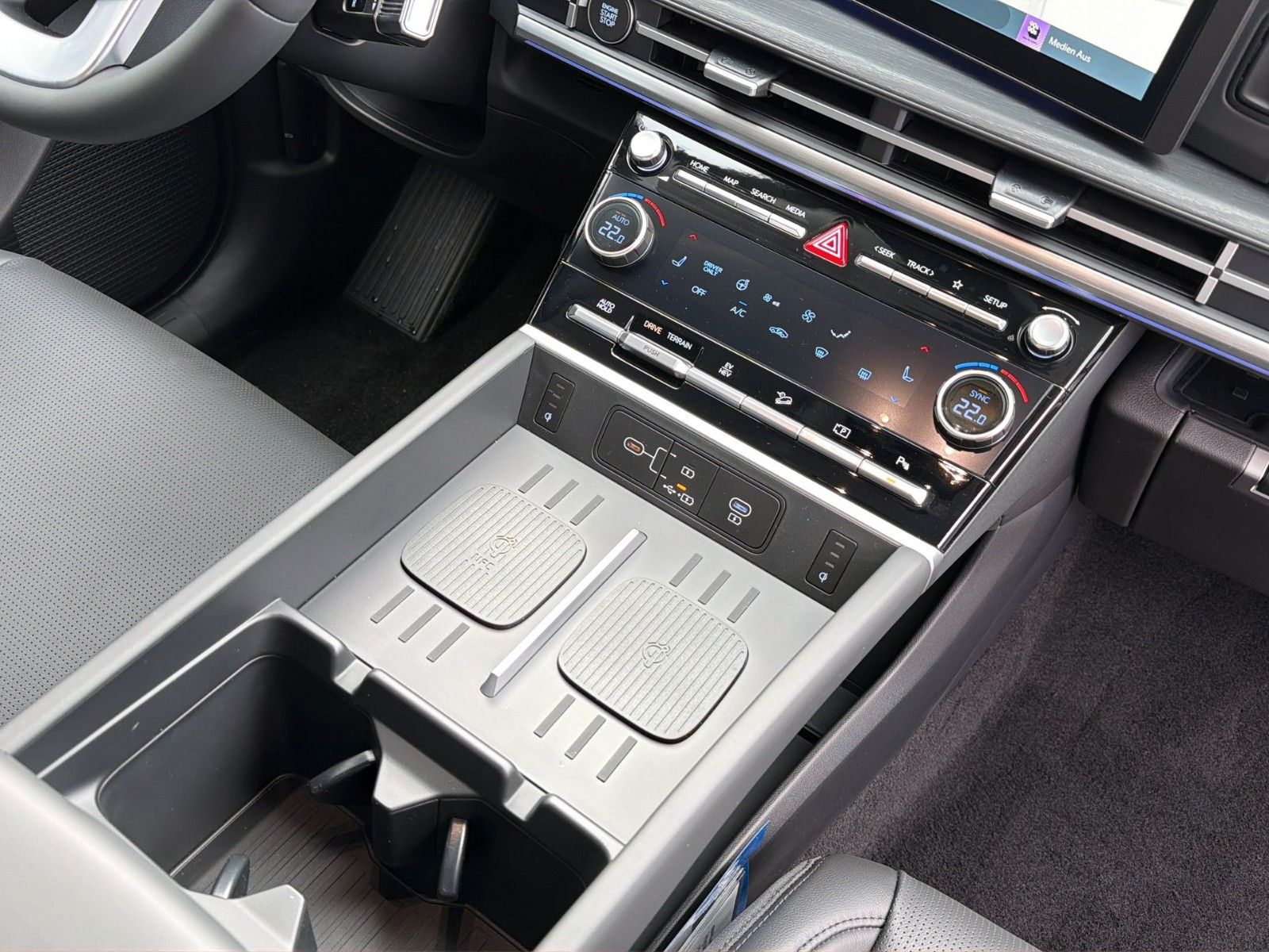 Hyundai SANTA FE - Bild 18