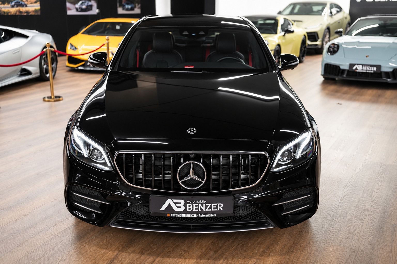Fahrzeugabbildung Mercedes-Benz E 43 AMG E 43 AMG 4Matic *Ambiente*MultibeamLED*