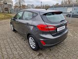 Ford Fiesta Klima PDC SHz beheizbare Fronthzg - Ford Fiesta: Grau