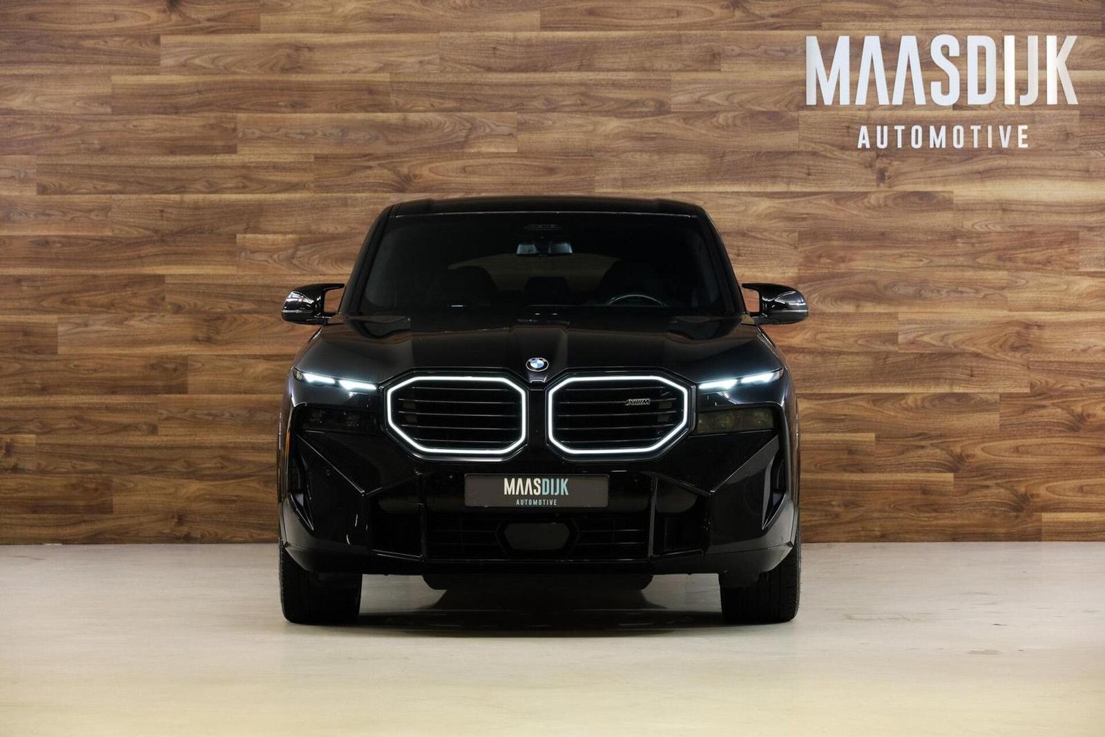 BMW XM V8 PHEV 30 kWh|B&W Audio|Massage|360|SoftClos