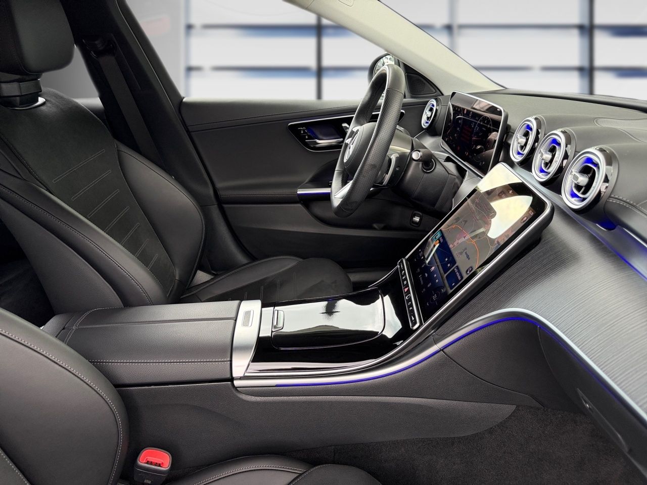 Fahrzeugabbildung Mercedes-Benz C 180 T-Modell AMG+NIGHT+STANDHEIZ+DIGITAL+360°+