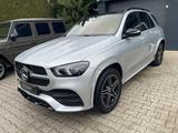 Mercedes-Benz GLE 300d 4Matic KAMERA PANO NIGHT AMG-LINE - silberne Mercedes-Benz GLE 300