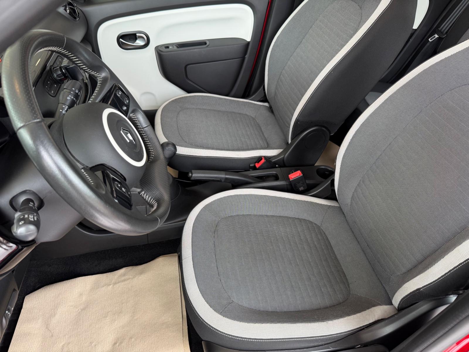 Renault Twingo Intens AUTOMATIK 71 PS