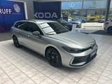 Volkswagen Passat 2.0 TDI R-line HEAD-UP LANE SIDE AHK ACC - Volkswagen Passat: 2.0