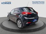 Hyundai i20 INTRO 1.4 *PANORAMA*SITZHZG*KLIMA*SPURASSIST - Hyundai i20: Schwarz