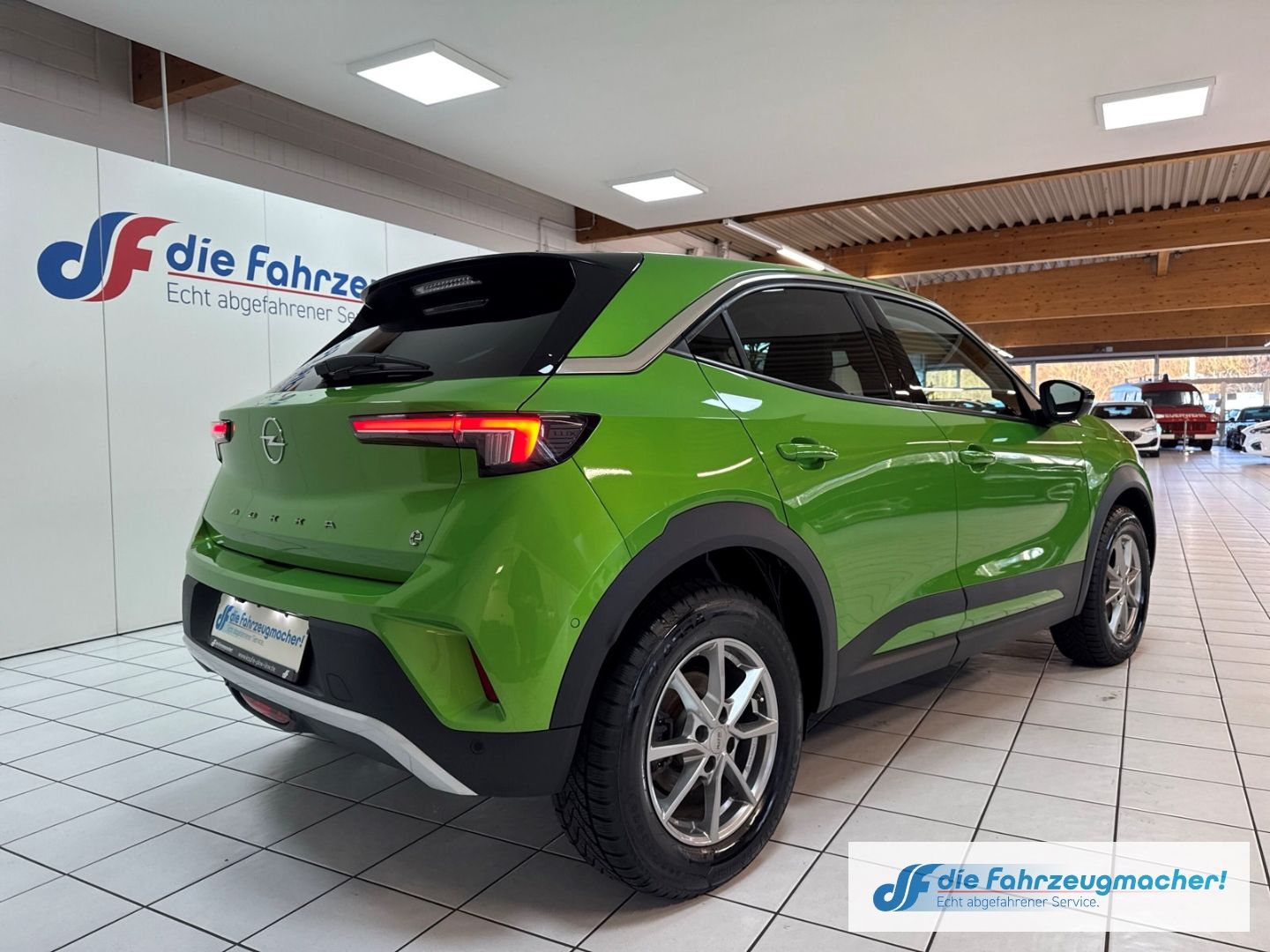 Fahrzeugabbildung Opel Mokka e Elegance Navi Digitales Cockpit LED ACC