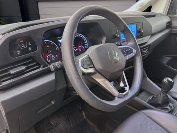 Volkswagen Caddy - 12