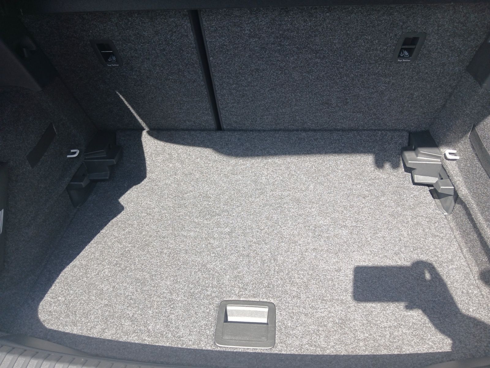 Fahrzeugabbildung SEAT Arona TSI Style LED Klima DAB GRA PDC SH LM