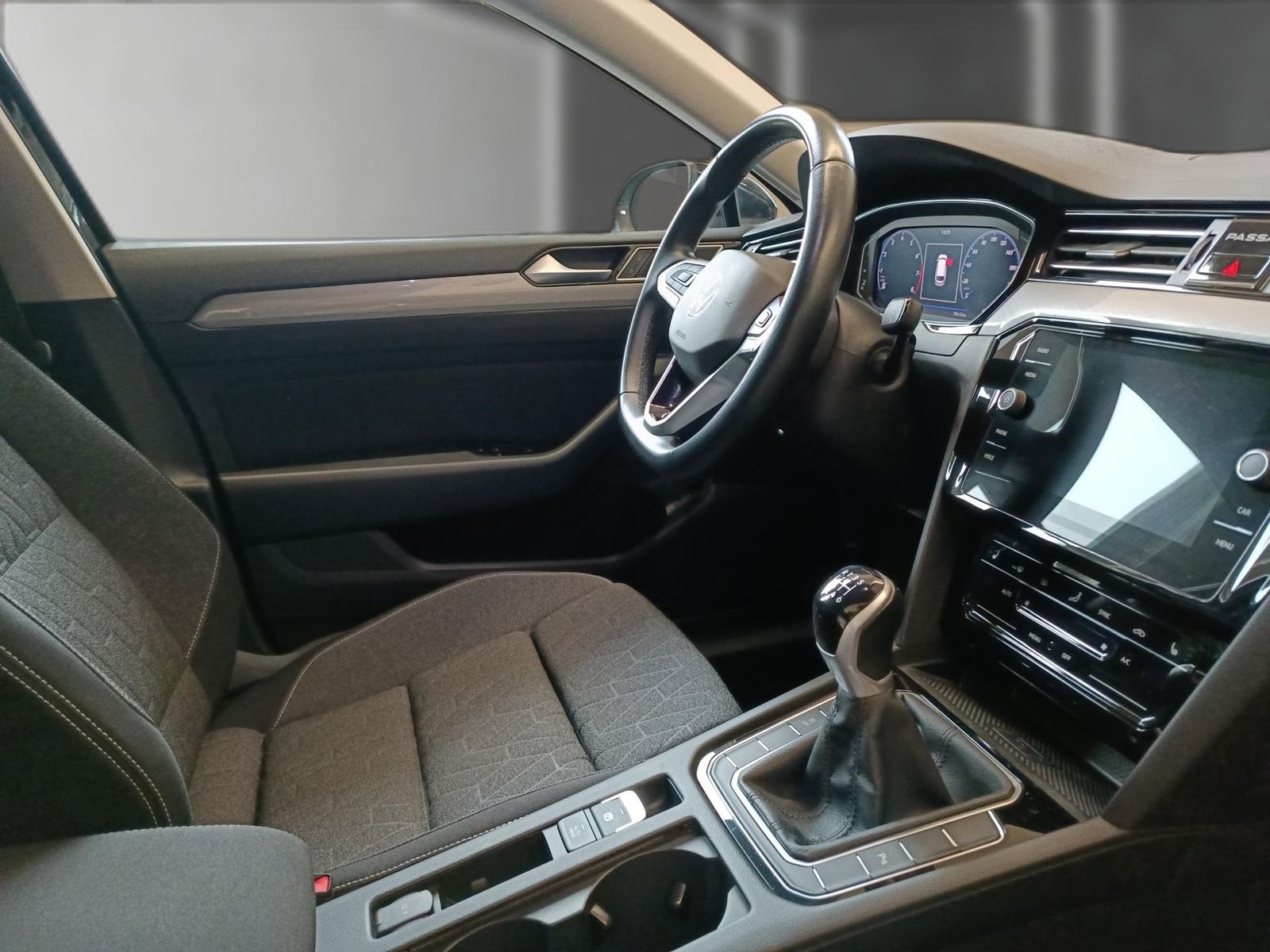 Volkswagen Passat - Bild 14