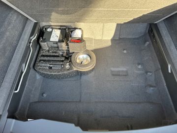Fahrzeugabbildung Volkswagen Touareg 3.0 TDI R-Line 4Motion*Lenk.Hz*StHz*ACC*
