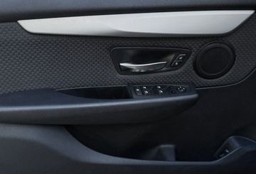 BMW 218 Active Tourer - 12