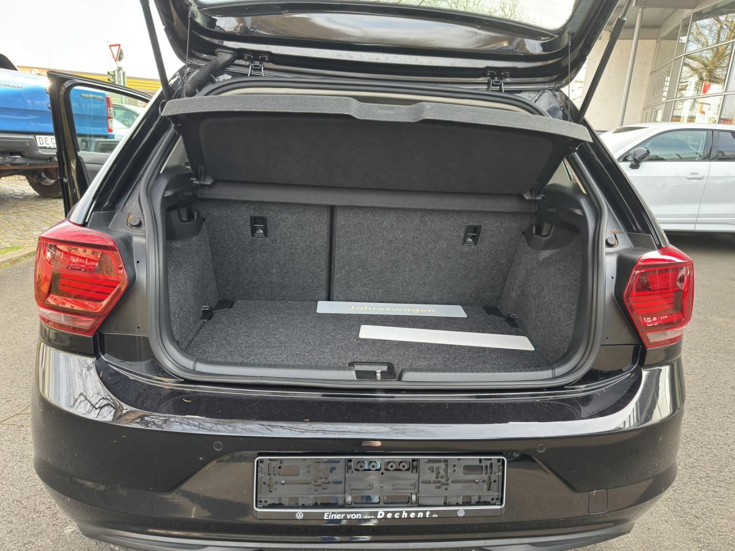 Fahrzeugabbildung Volkswagen Polo Comfortline 1.0 TSI, 70 kW, DSG, Navi, SH,