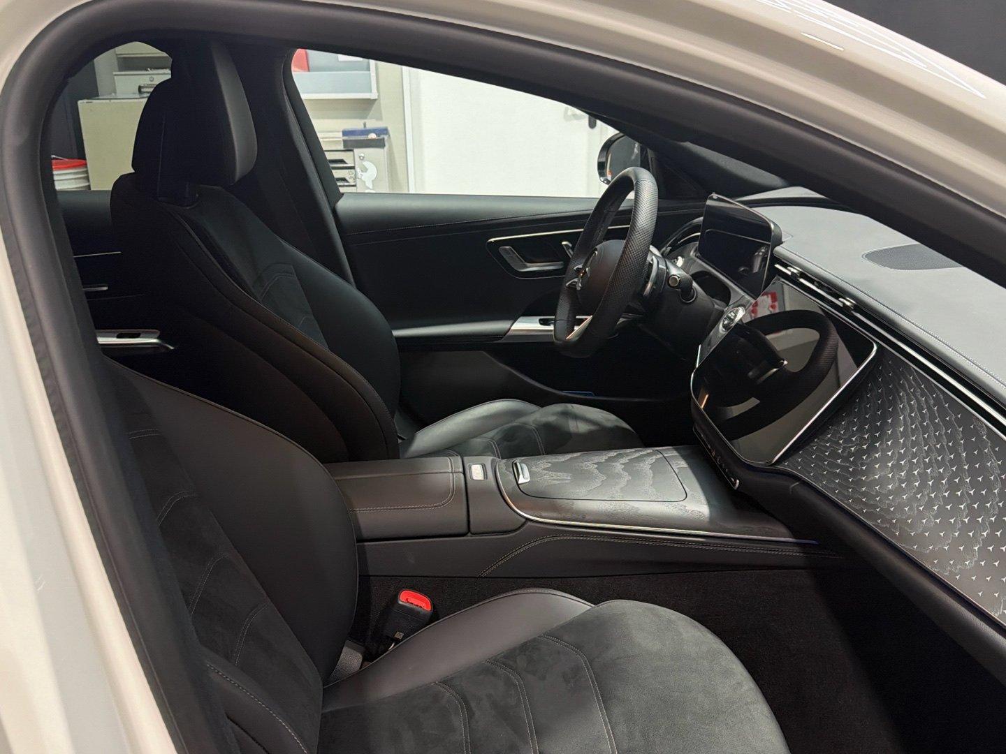 Mercedes-Benz E 220 d T AMG Night Pano DigitalLight Distronic