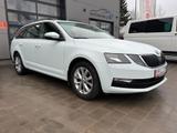 Skoda Octavia Combi Ambition - Skoda Octavia mit CNG-Antrieb: Navigationssystem