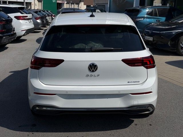 Volkswagen Golf - Bild 7