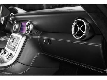 صورة مصغرة 30 لـ 2010 Mercedes-BENZ SLS AMG