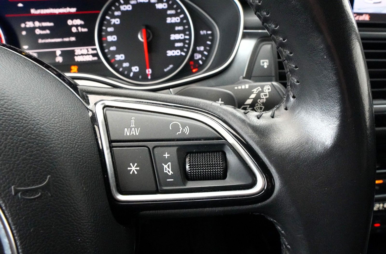 Fahrzeugabbildung Audi A6 Avant 3.0 TDI quattro *Headup*Bose*