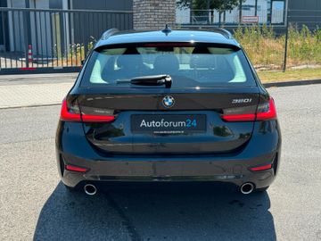 BMW 320 - 4