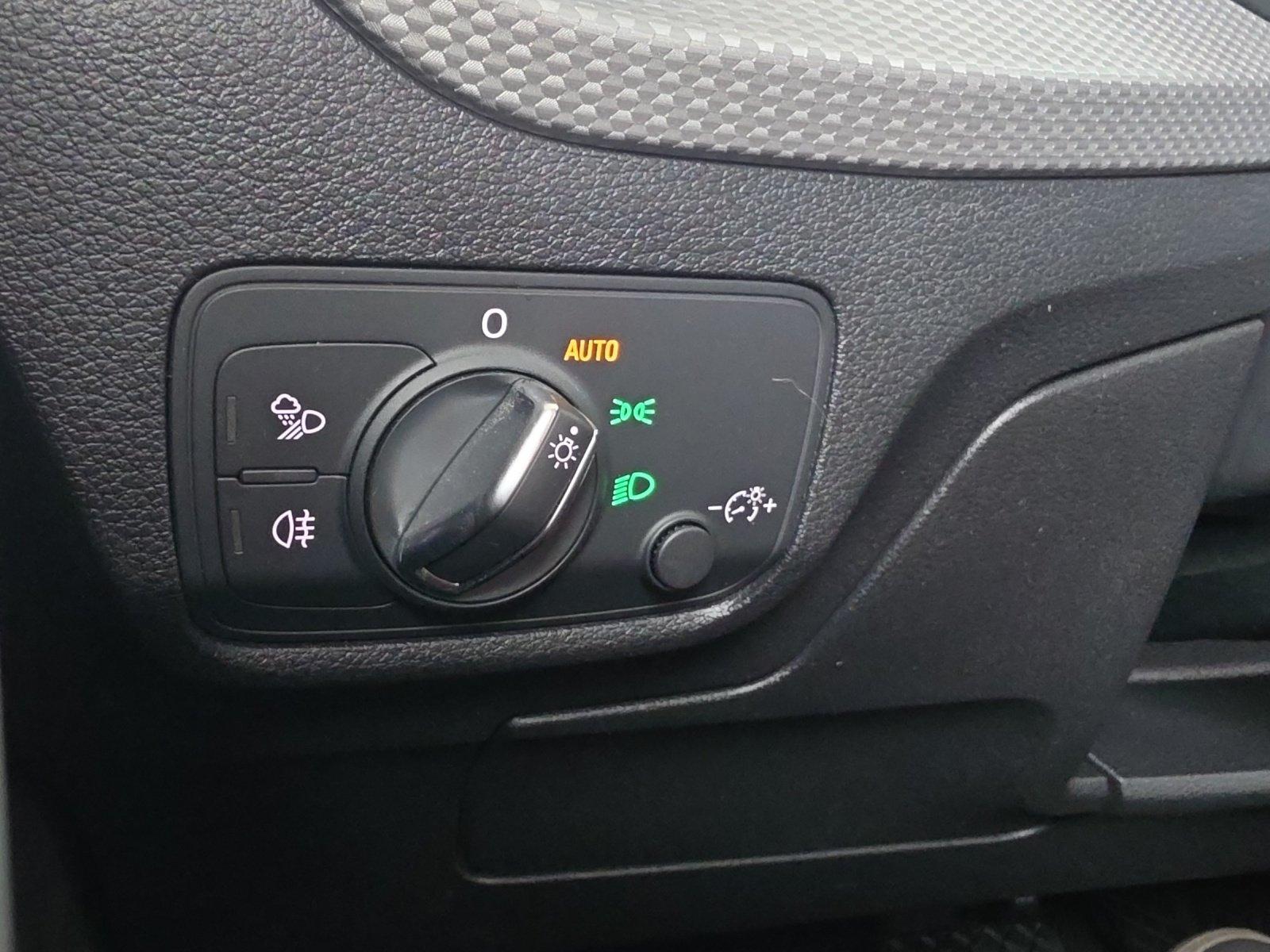 Audi Q2 35 TFSI S tronic MMI NAVI PLUS LED, миниатюра 20
