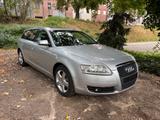Audi A6 2.4 multitronic Avant - mit nur 121.000 km  - Audi A6 mit Benzin-Antrieb: Kombi, 2.4