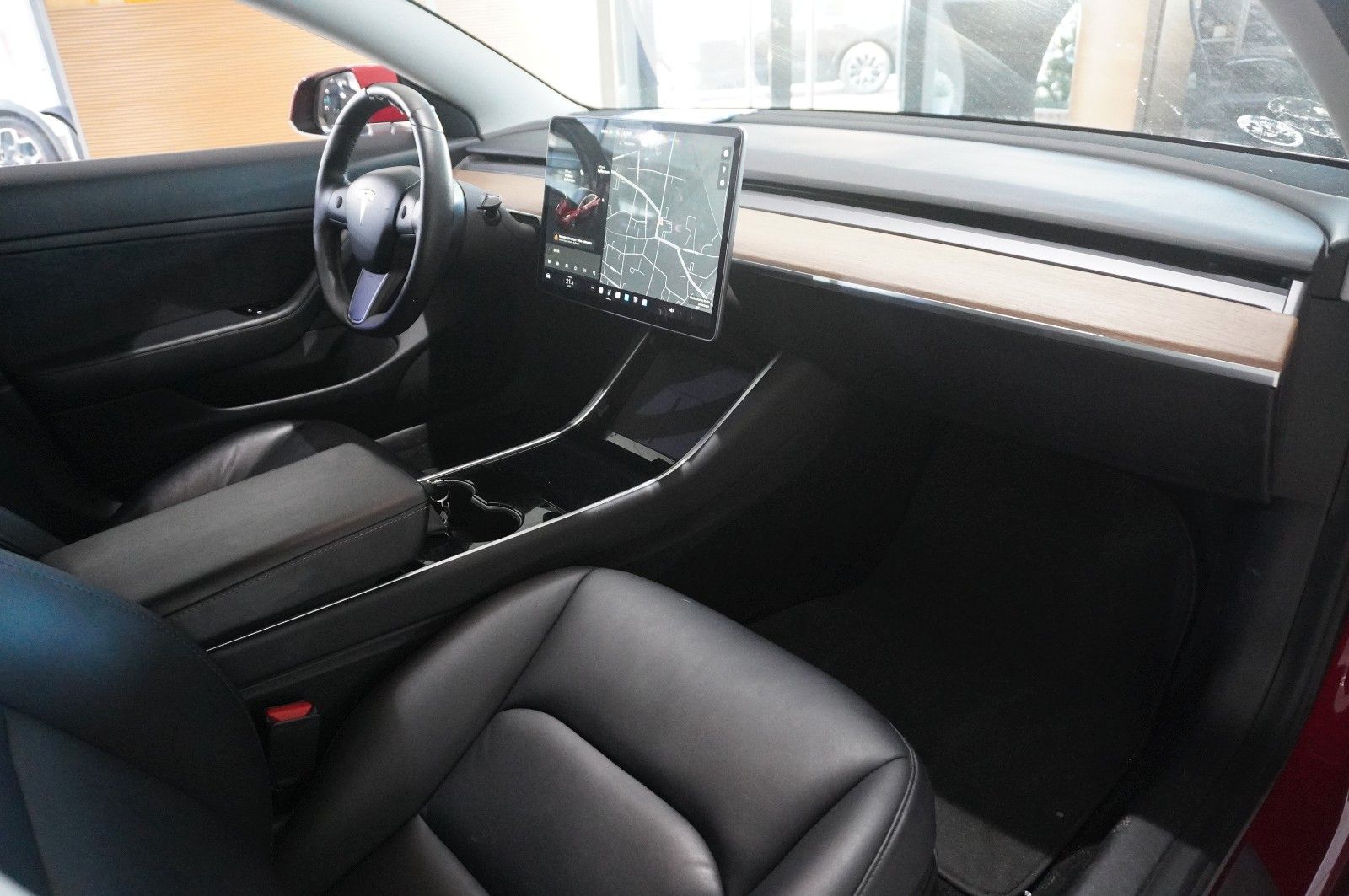 Fahrzeugabbildung Tesla Model 3 Standard Range Plus NAVI/KAMERA/DAB/AHK