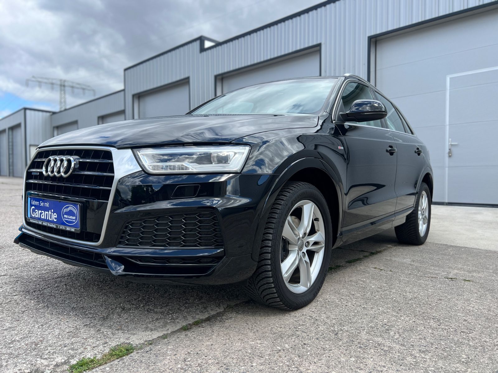 AUDI Q3 2.0 TDI quattro S tronic sport sline