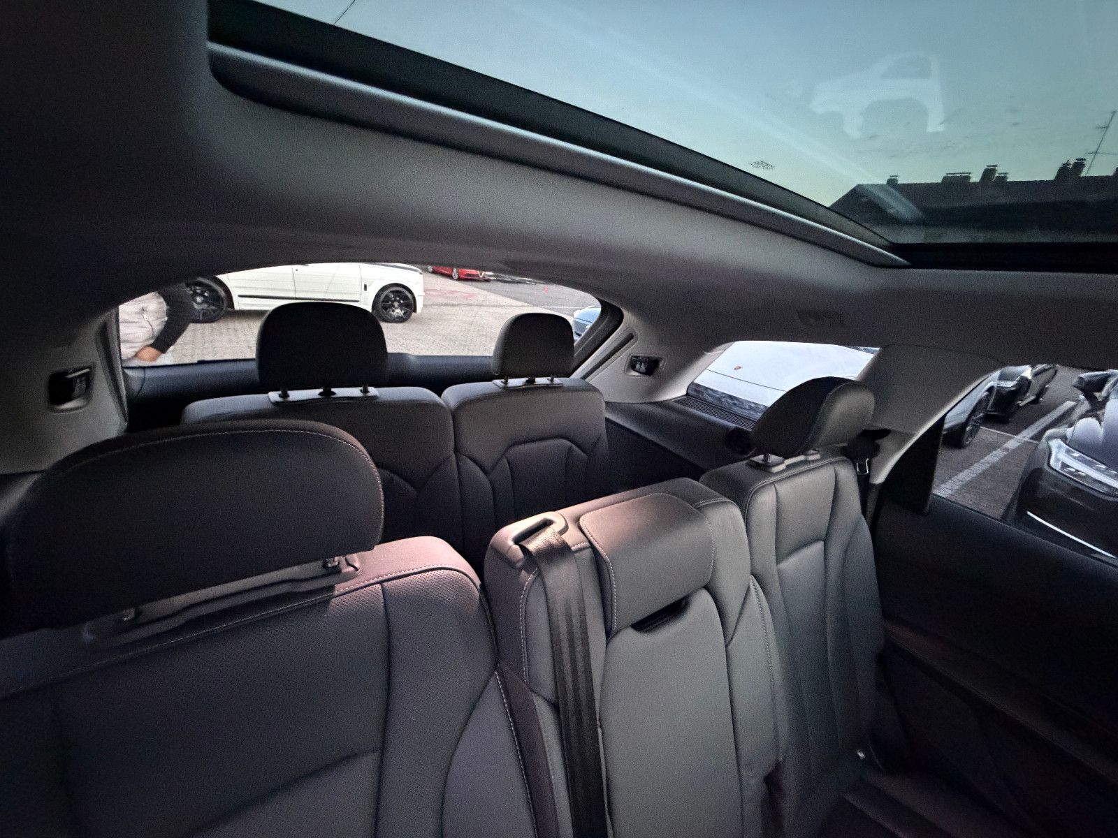 Fahrzeugabbildung Audi Q7 50 TDI Quattro/7-SITZE/PANO/HUD/AMBIENTE/KAME