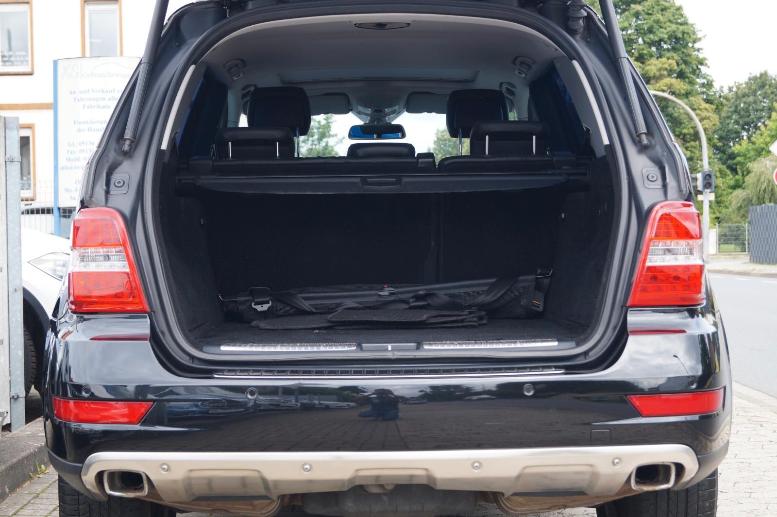 Mercedes-Benz ML 350 CDI 4Matic V6 211 ch – Pack Sport – Toit ouvrant – Cuir – 180 100 km