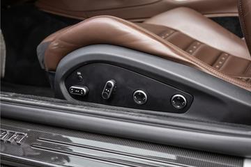 صورة مصغرة 19 لـ 2018 Ferrari GTC4LUSSO