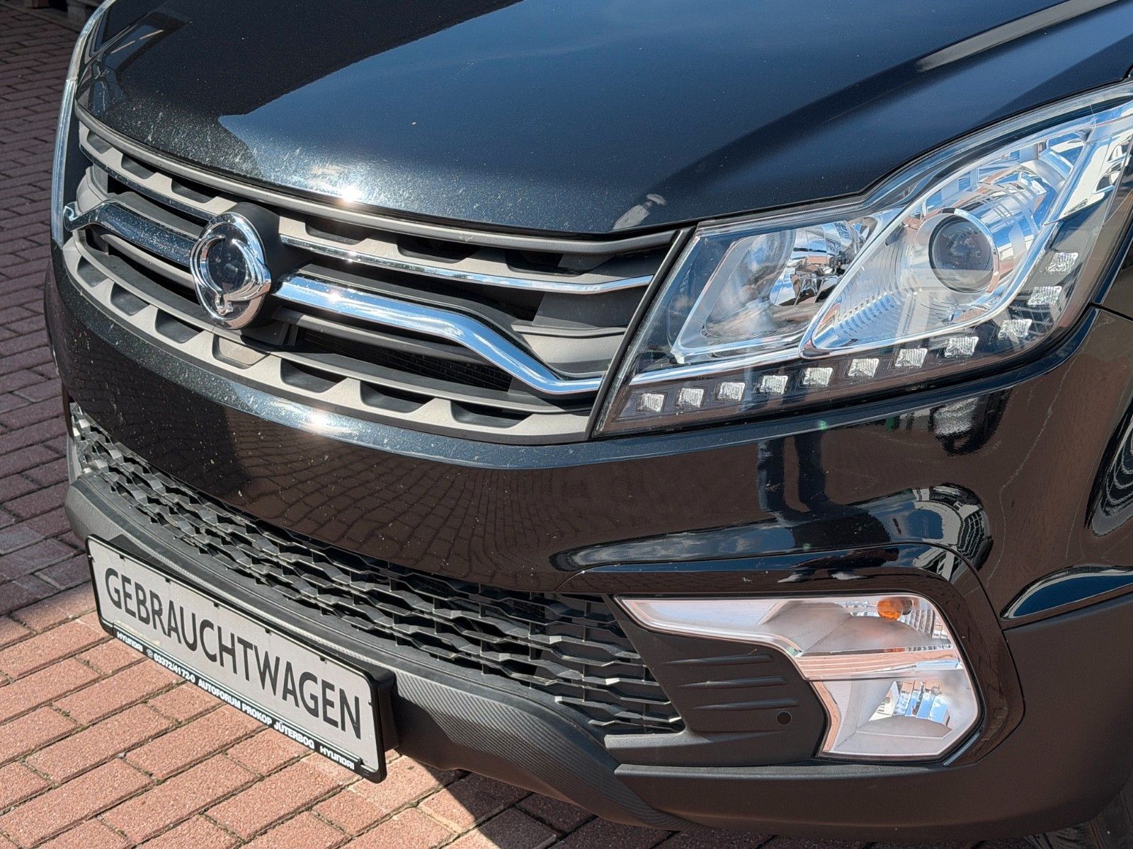 Fahrzeugabbildung Ssangyong Korando 2.2 e-XDi 220 *Nav*8fach*Kamera*AWD*PDC*